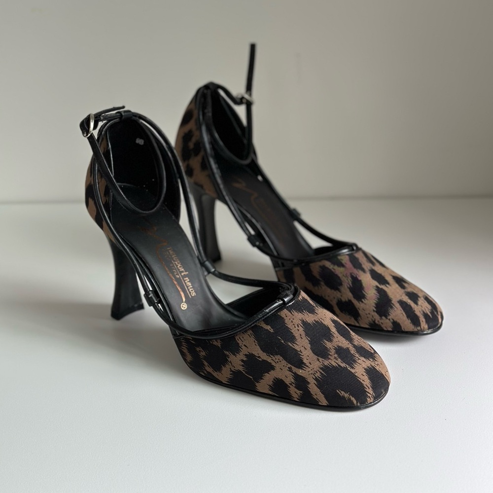 Vintage 90s Leopard Print Heels